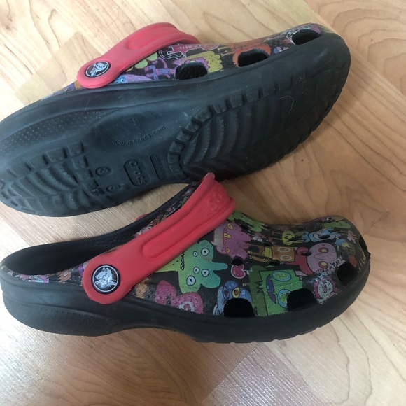 NIKE & CROCS - Picture 3 of 8